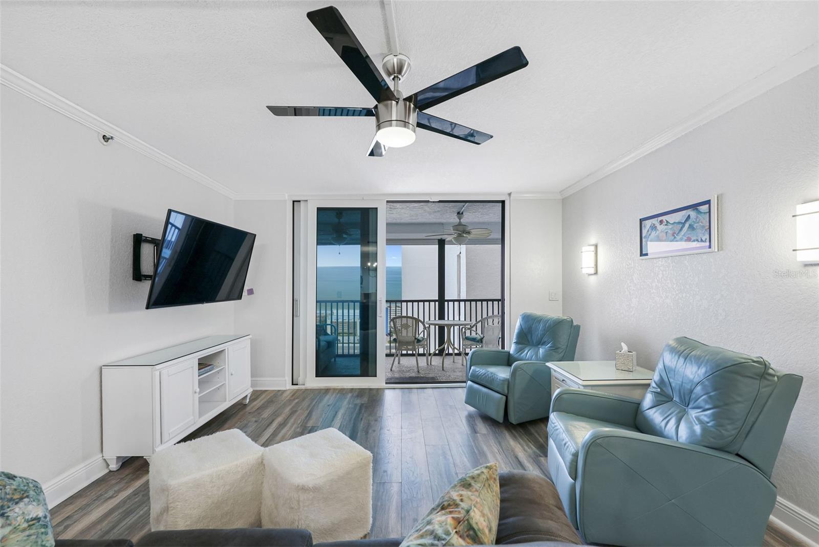 14900 Gulf Blvd #304 Property Photo 12