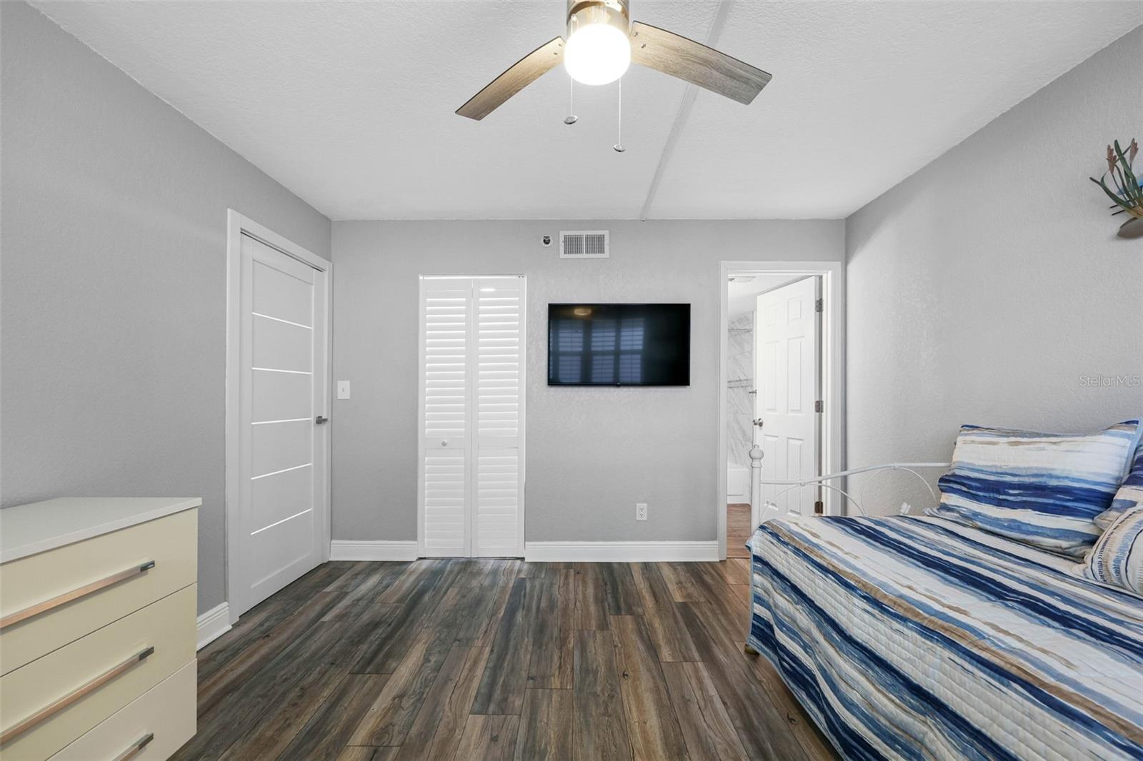14900 Gulf Blvd #304 Property Photo 19