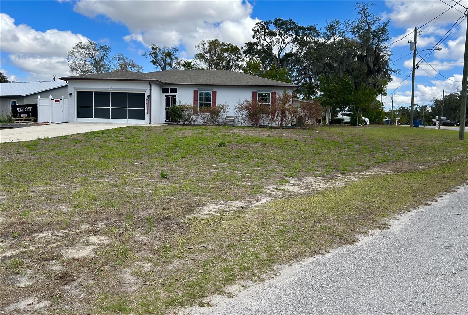 4096 Thunderbird Ave Property Photo 4