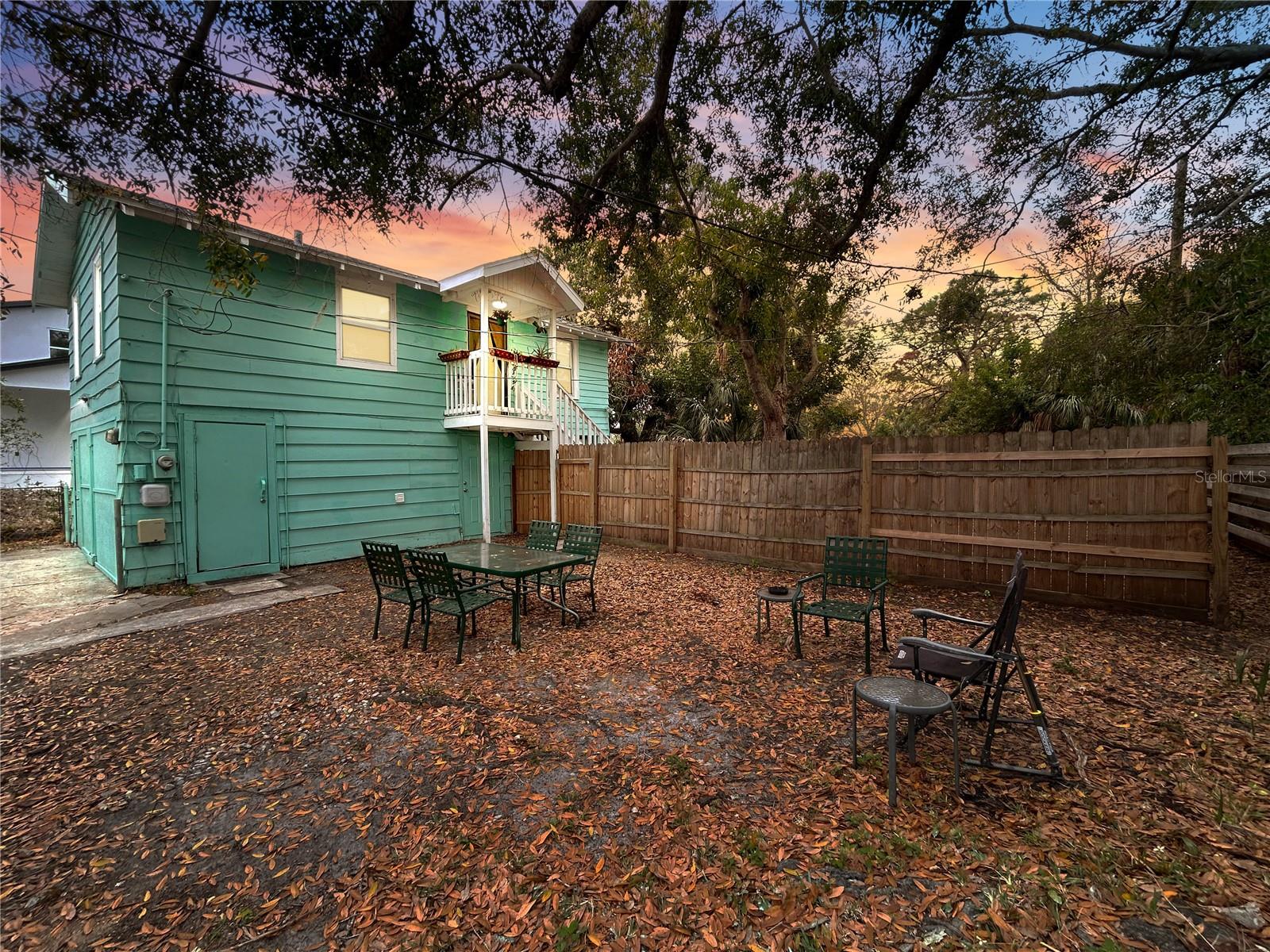 TB8481729 Property Photo 3