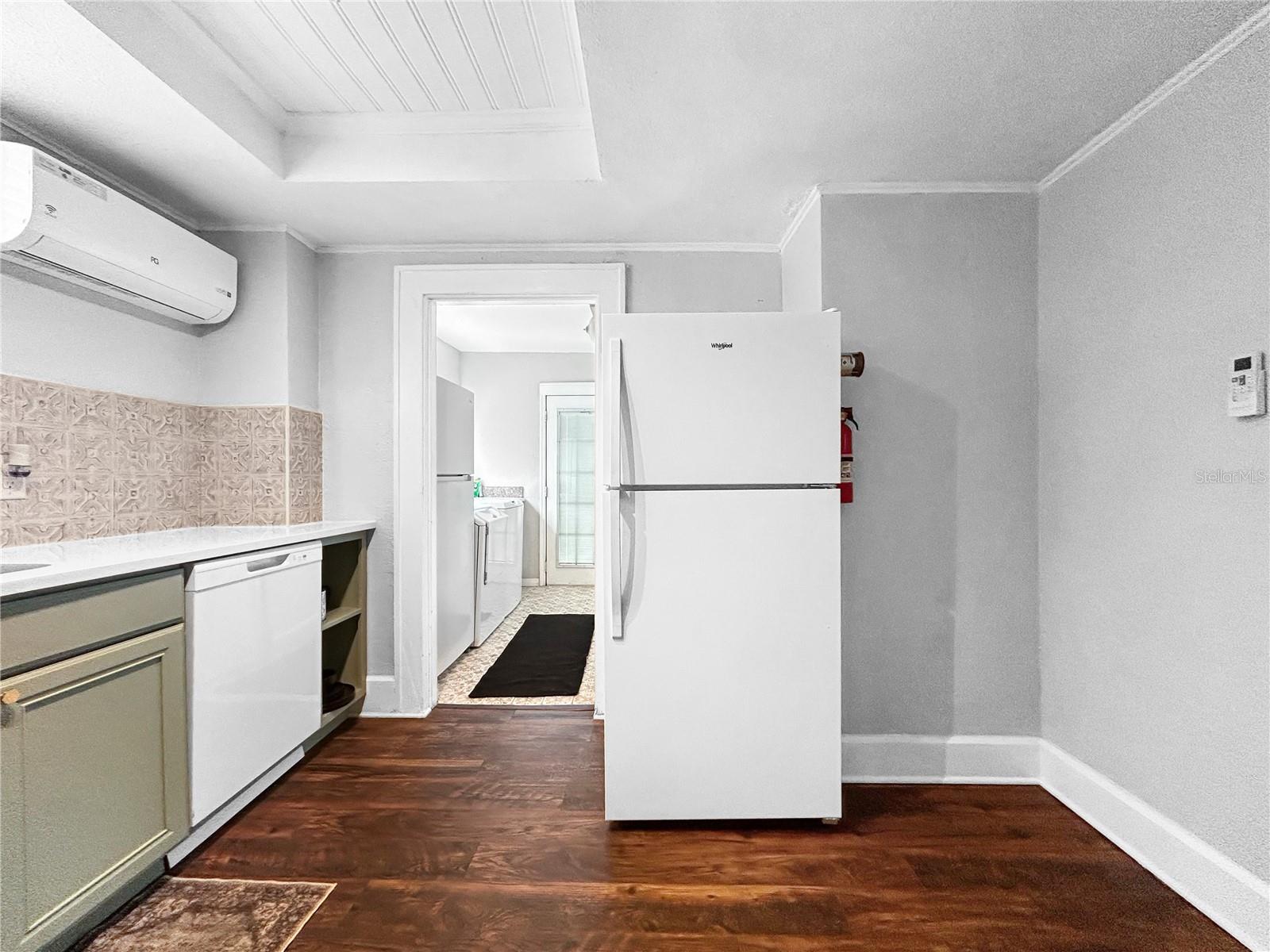 TB8481729 Property Photo 9