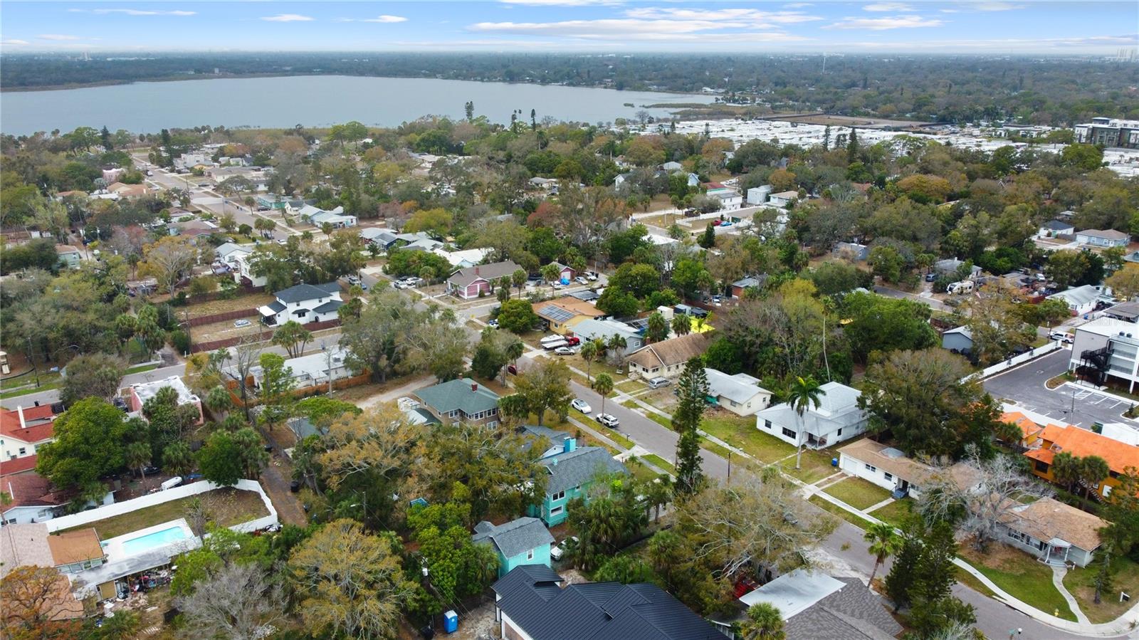 TB8481729 Property Photo 25