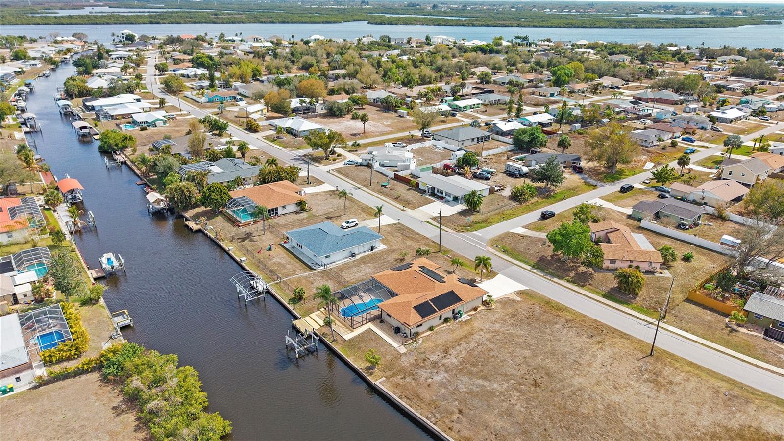 27248 San Marino Dr Property Photo 43