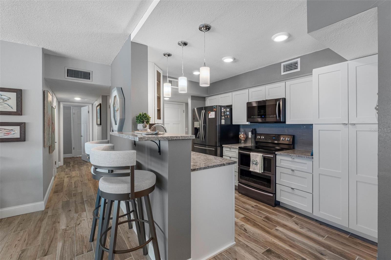 17400 Gulf Blvd #i3 Property Photo 11