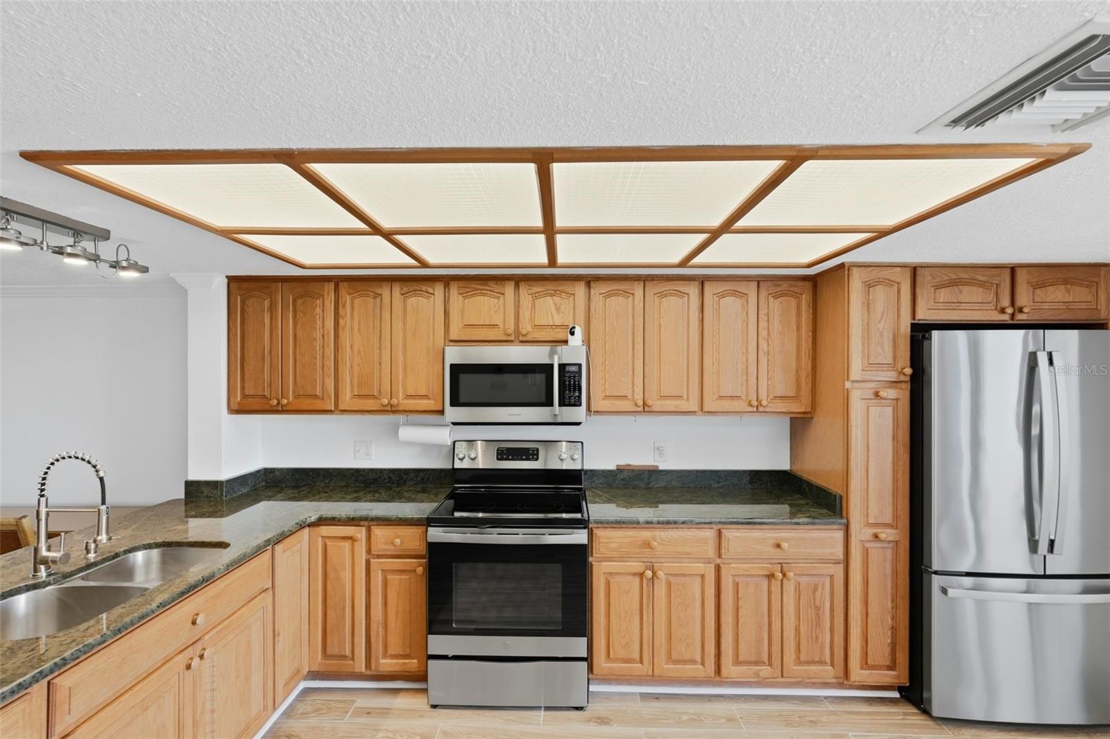 128 1st Street E. #102 Property Photo 23