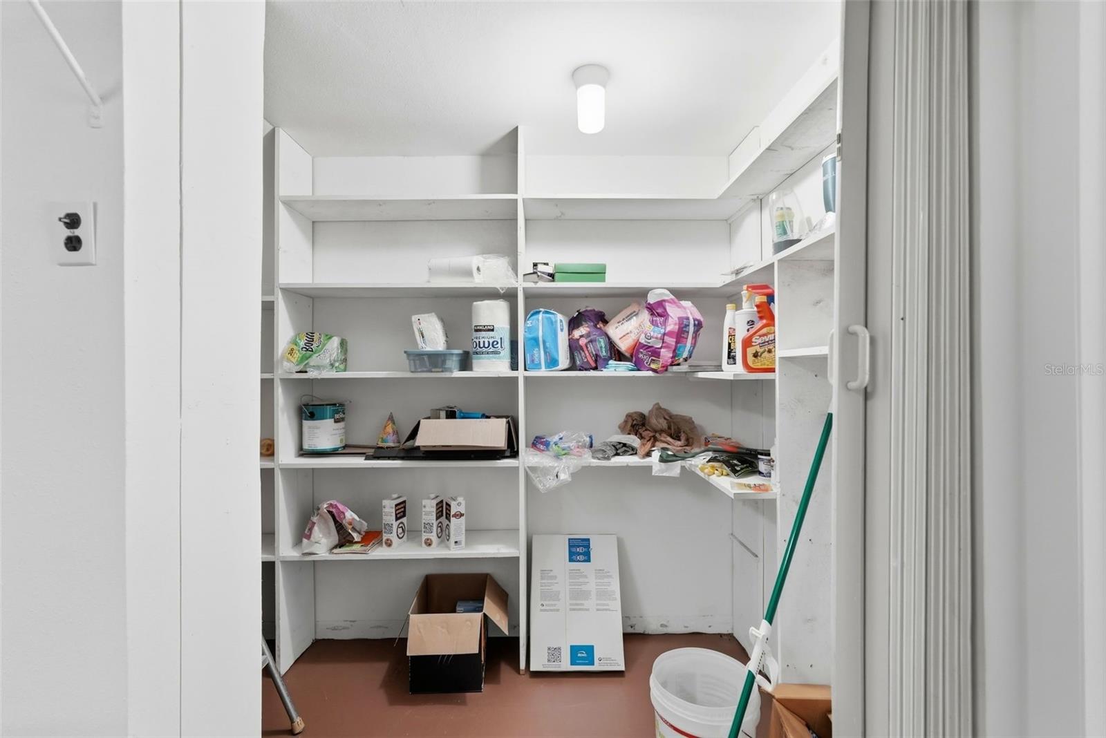 128 1st Street E. #102 Property Photo 46