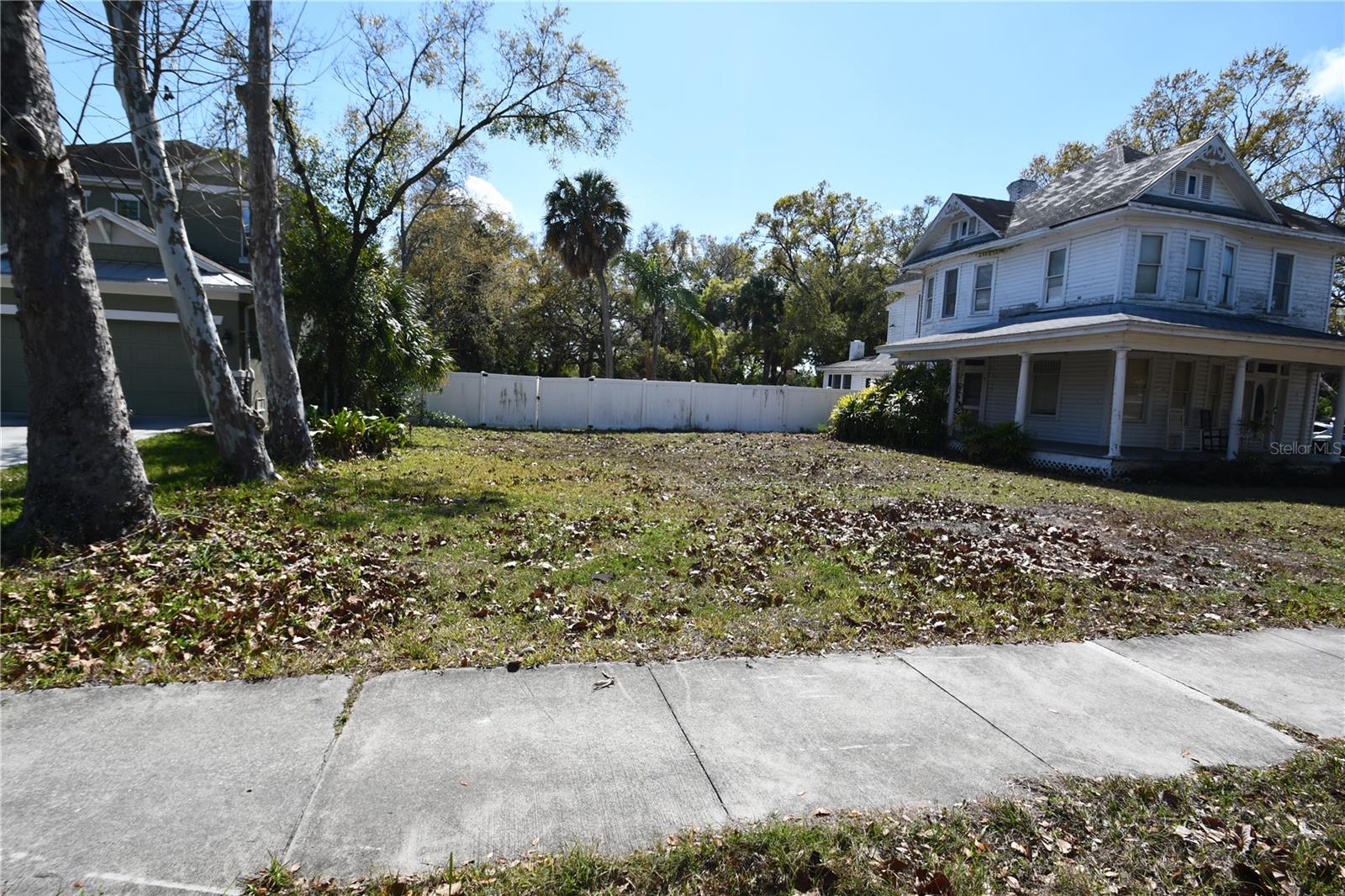 8020 Interbay Blvd Property Photo 4