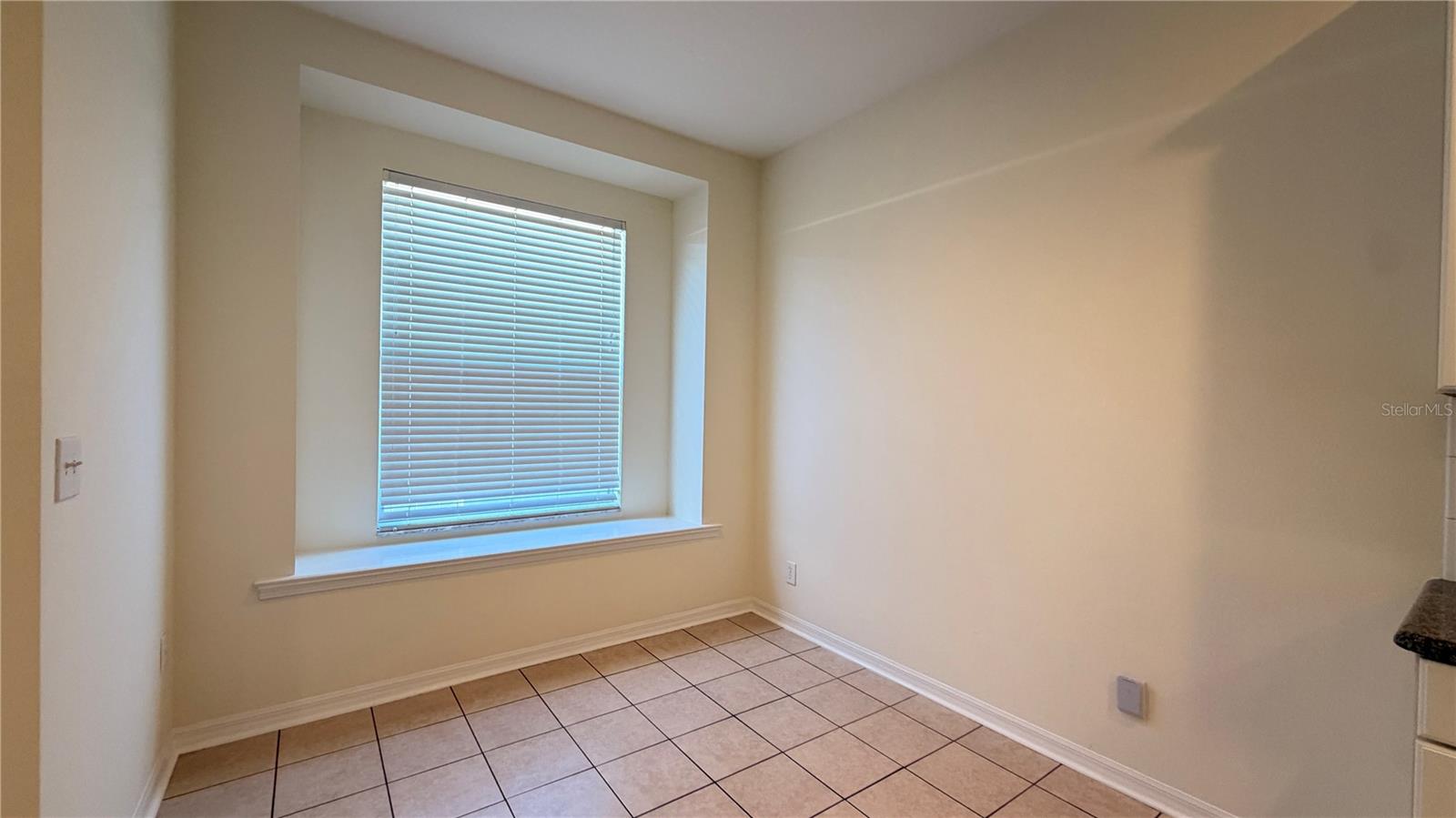 1643 Bonita Bluff Ct Property Photo 12