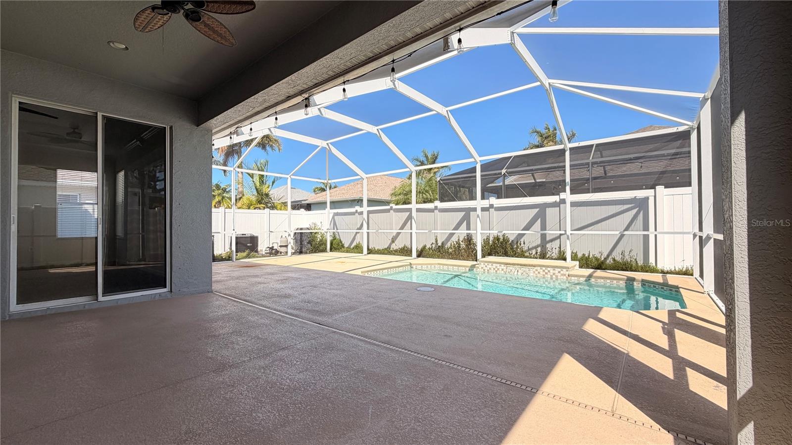 1643 Bonita Bluff Ct Property Photo 33
