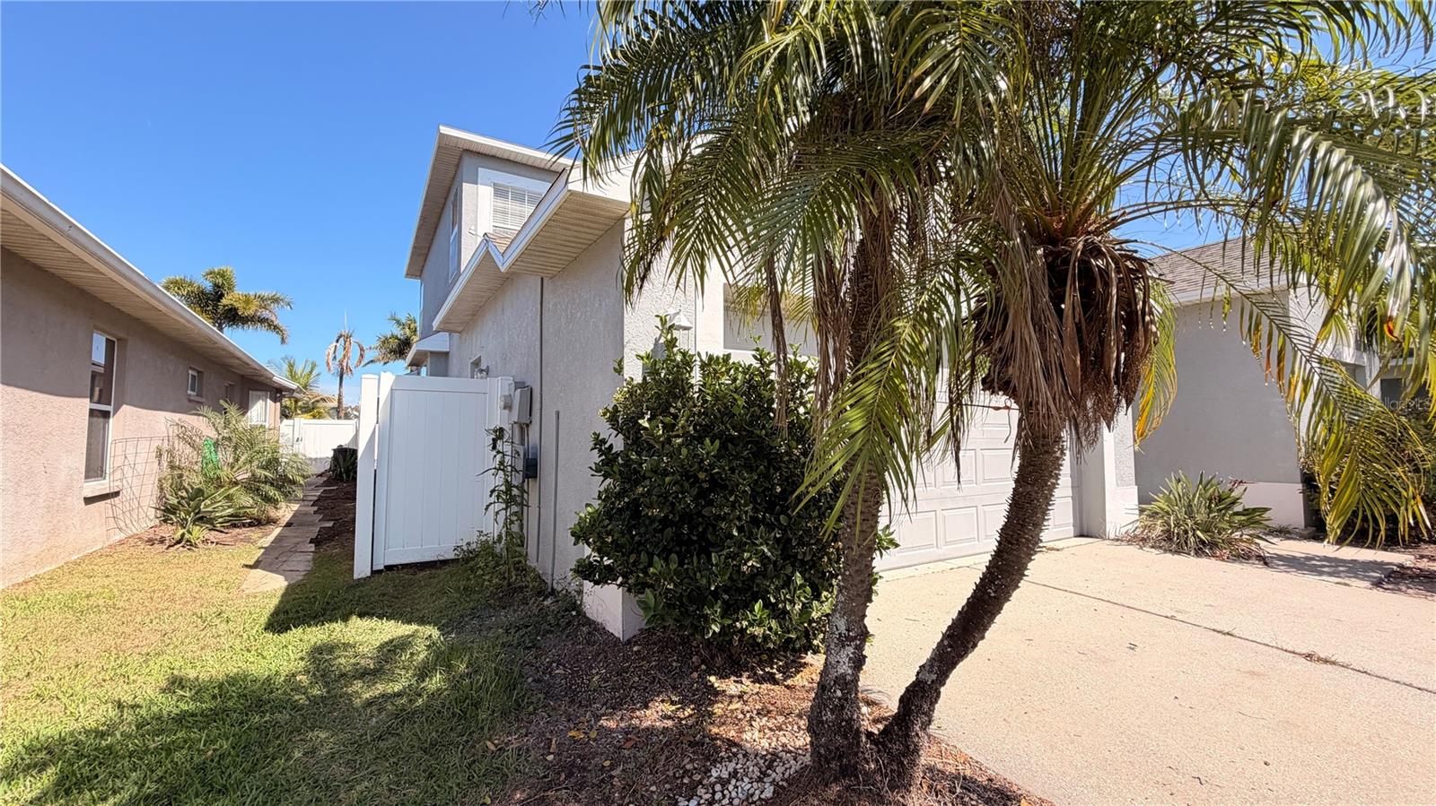 1643 Bonita Bluff Ct Property Photo 37