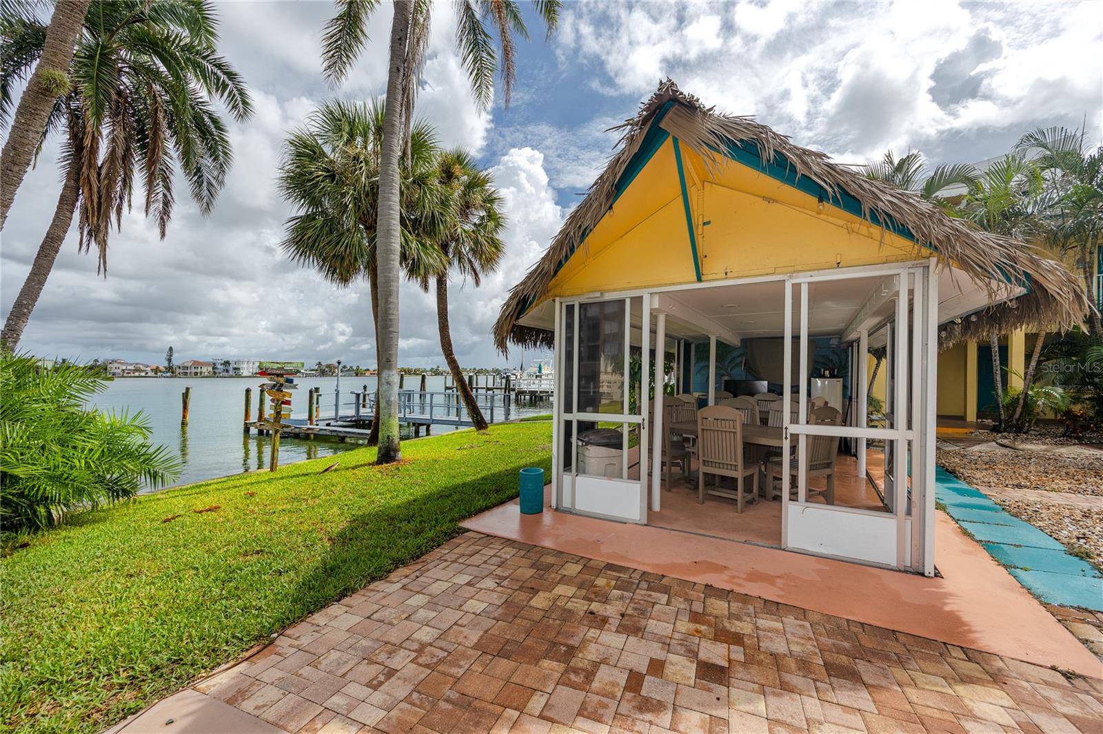 282 Treasure Island Cswy #12 Property Photo 31