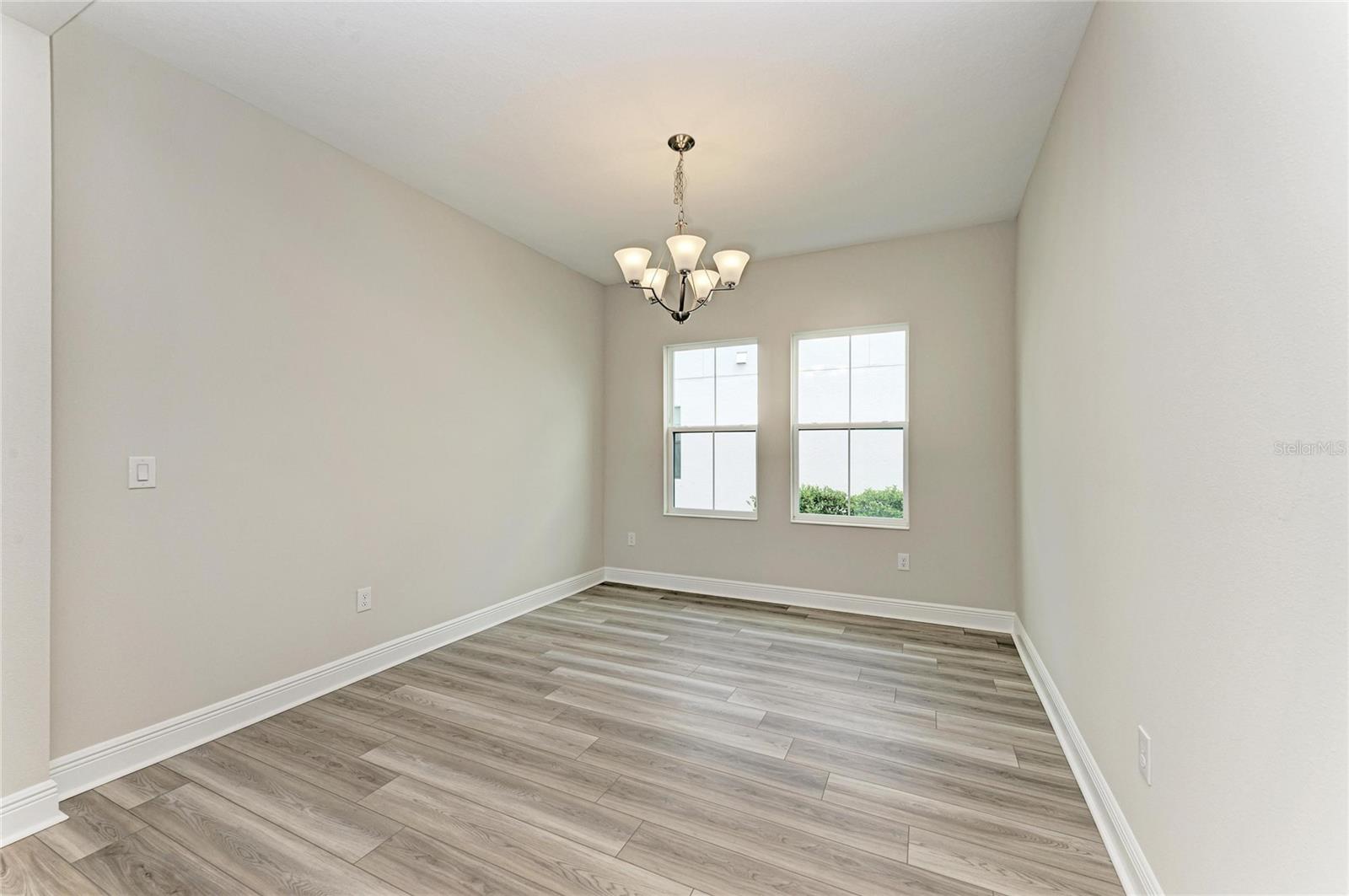 13718 Heartwood Way Property Photo 22