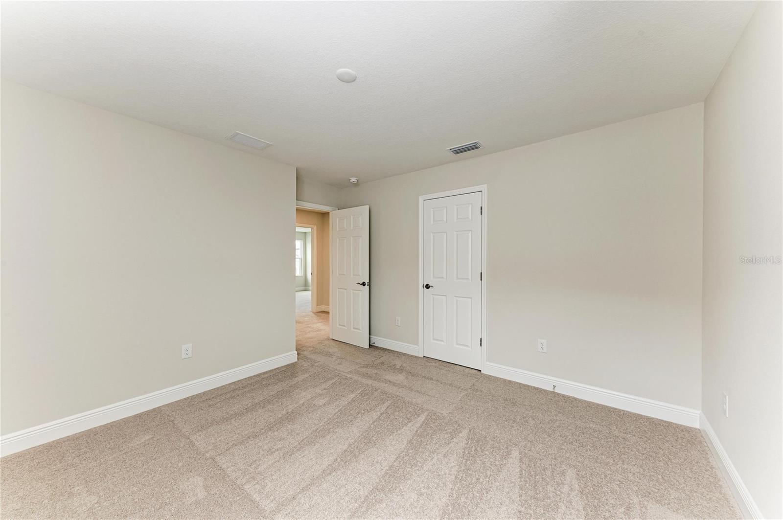 13718 Heartwood Way Property Photo 34