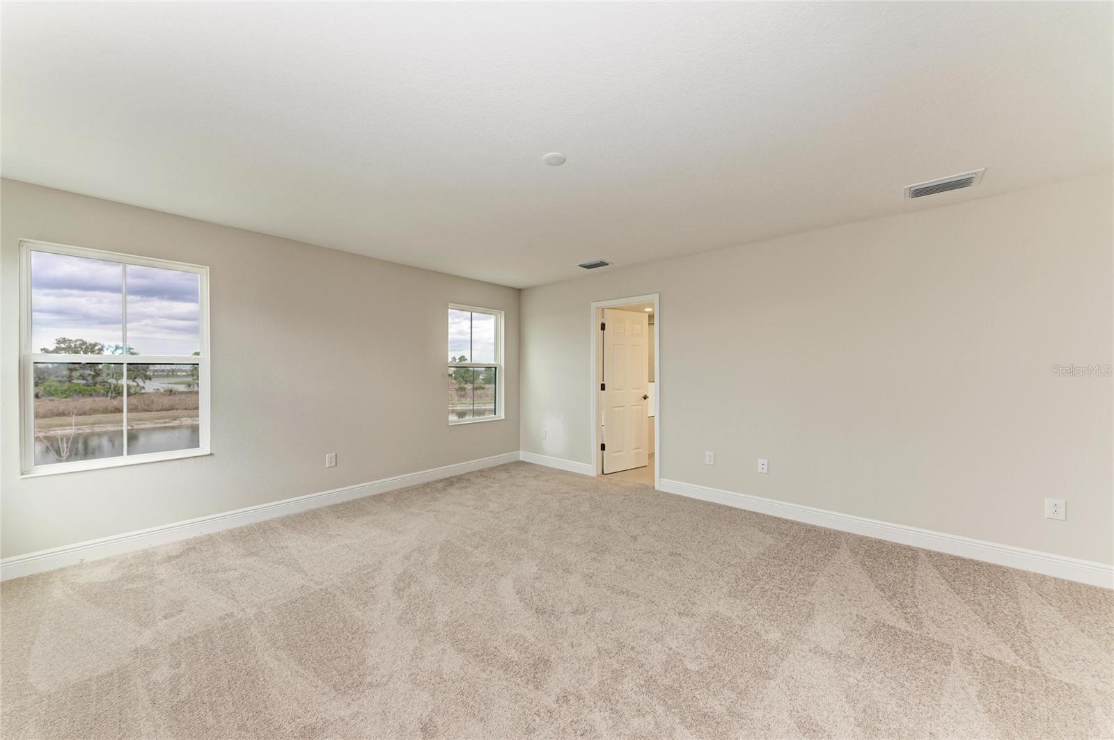 13718 Heartwood Way Property Photo 35