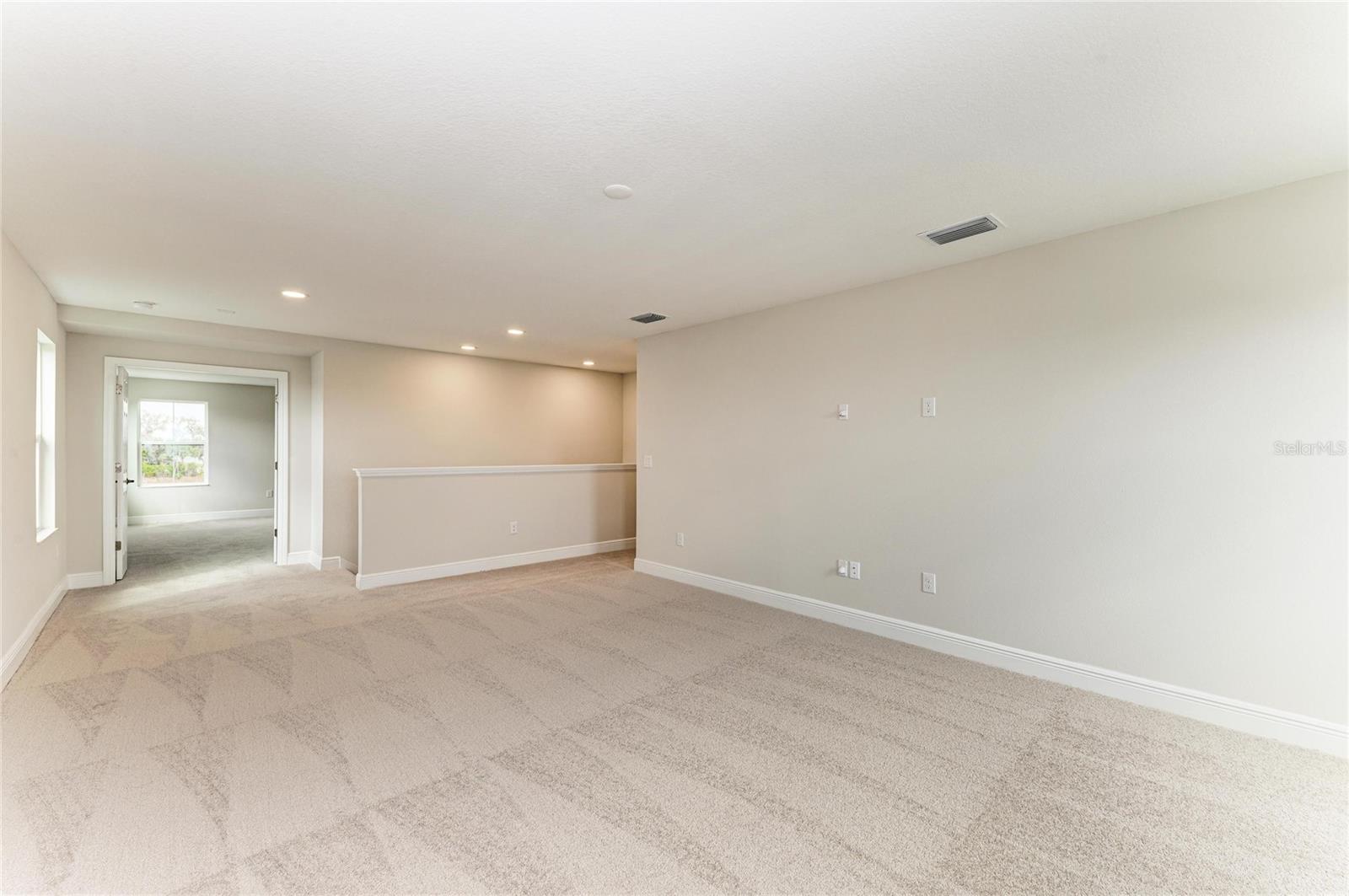 13718 Heartwood Way Property Photo 37
