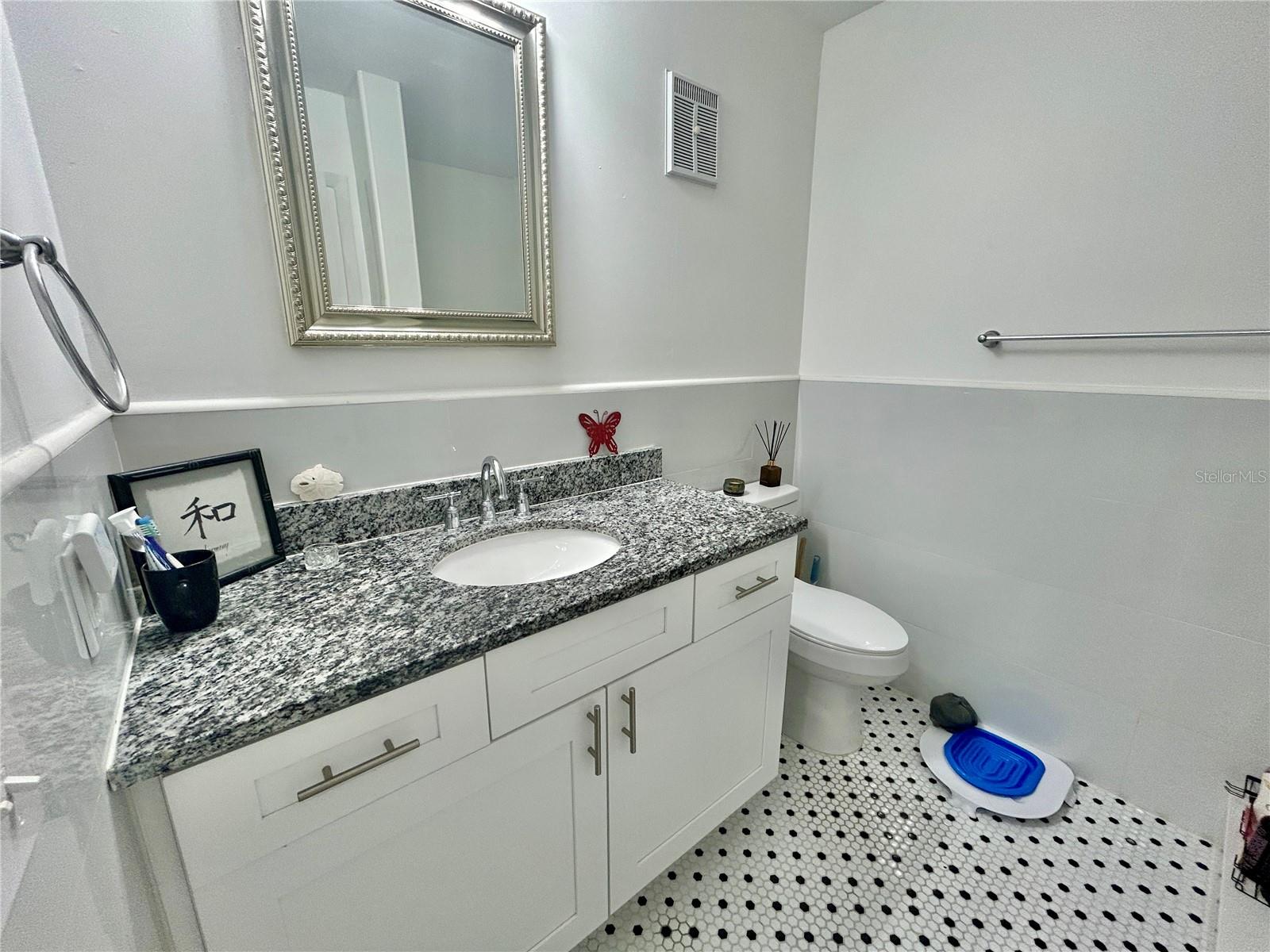 2286 Norwegian Dr #8 Property Photo 20