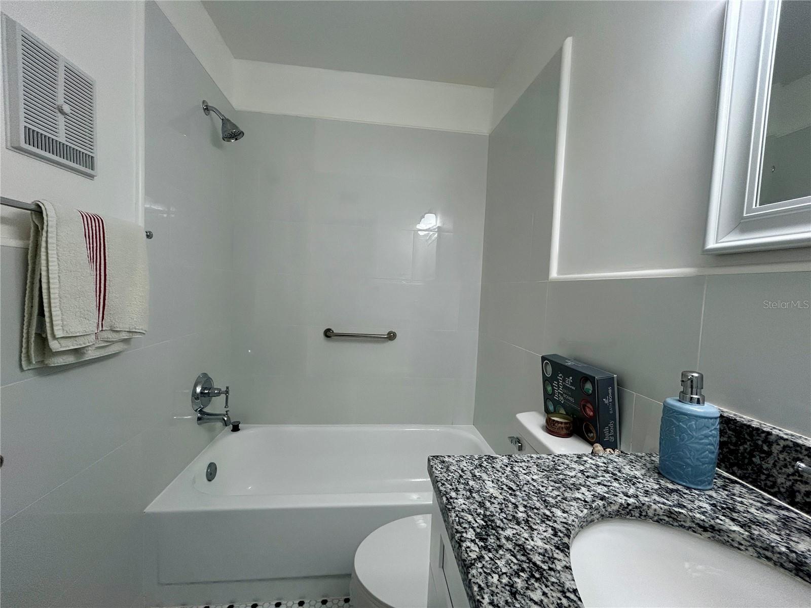 2286 Norwegian Dr #8 Property Photo 28