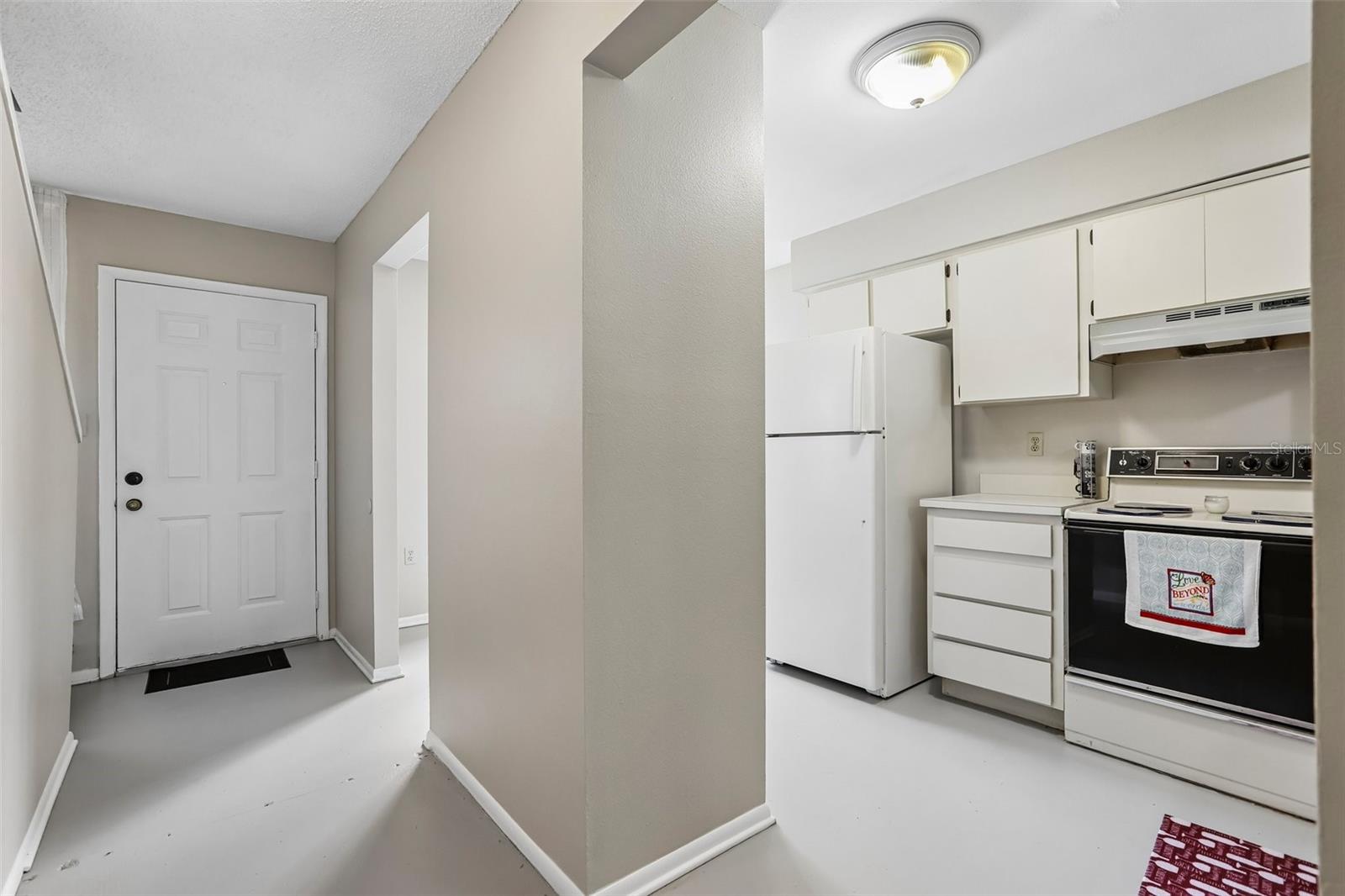 8419 Laurelon Pl Property Photo 8