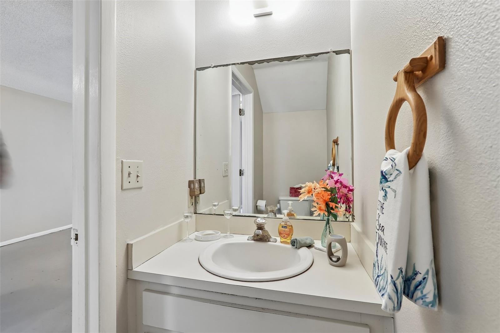 8419 Laurelon Pl Property Photo 24