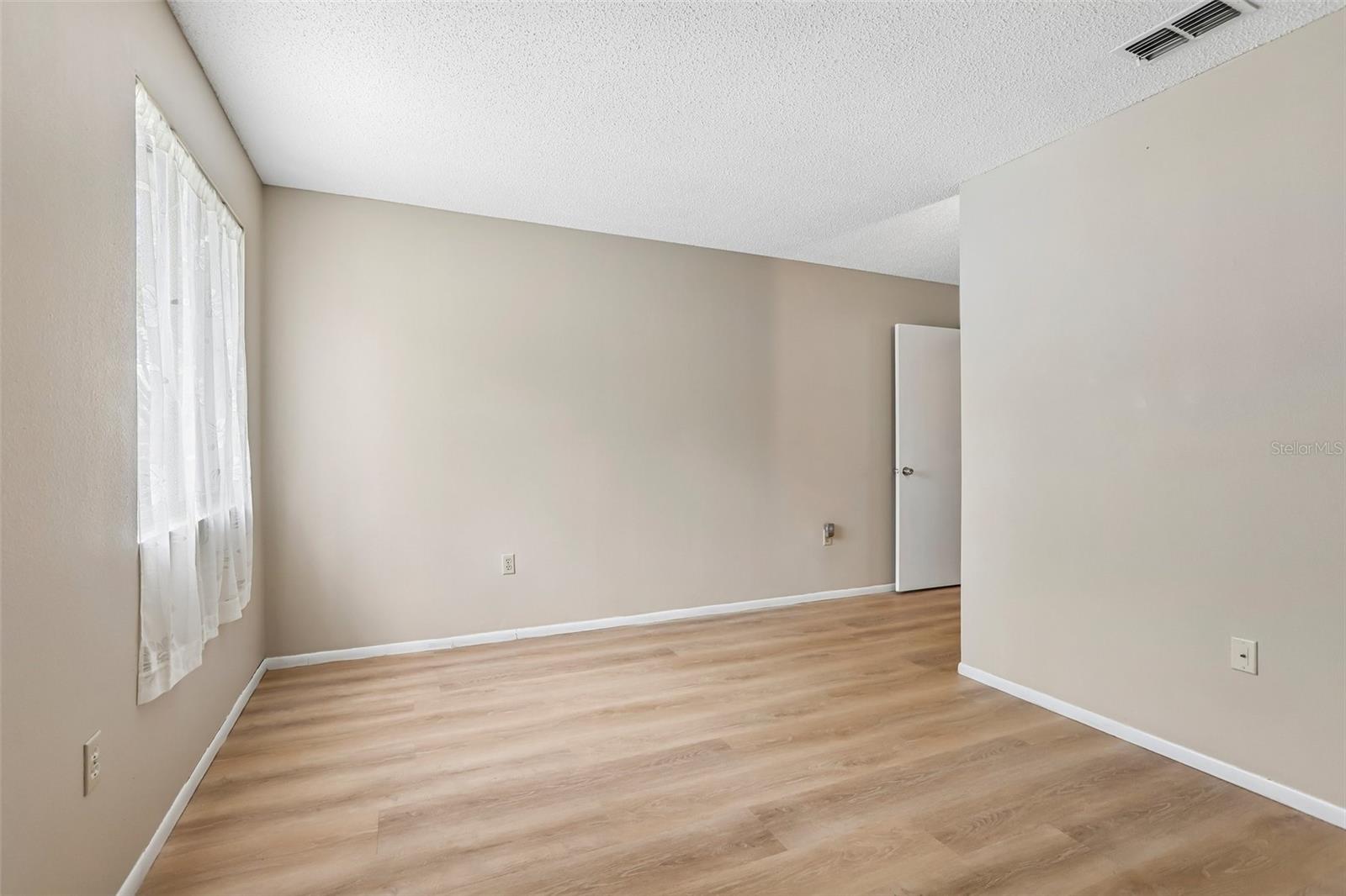 8419 Laurelon Pl Property Photo 29