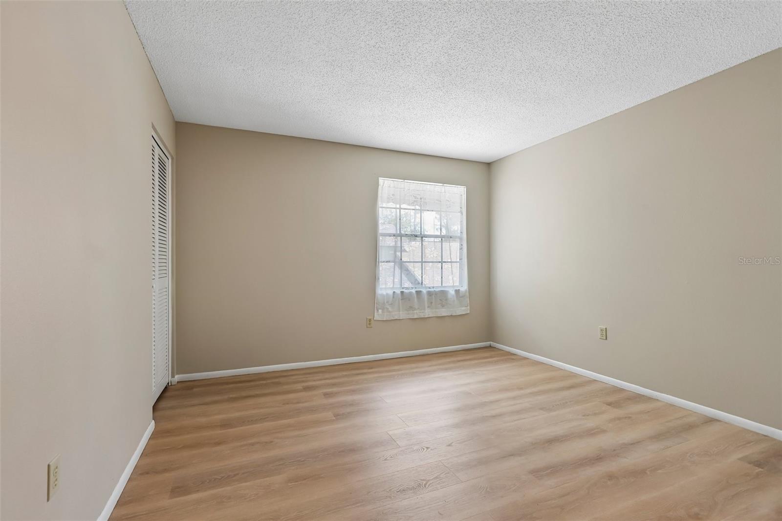 8419 Laurelon Pl Property Photo 32
