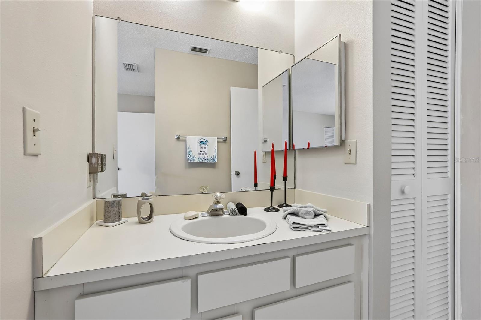 8419 Laurelon Pl Property Photo 35