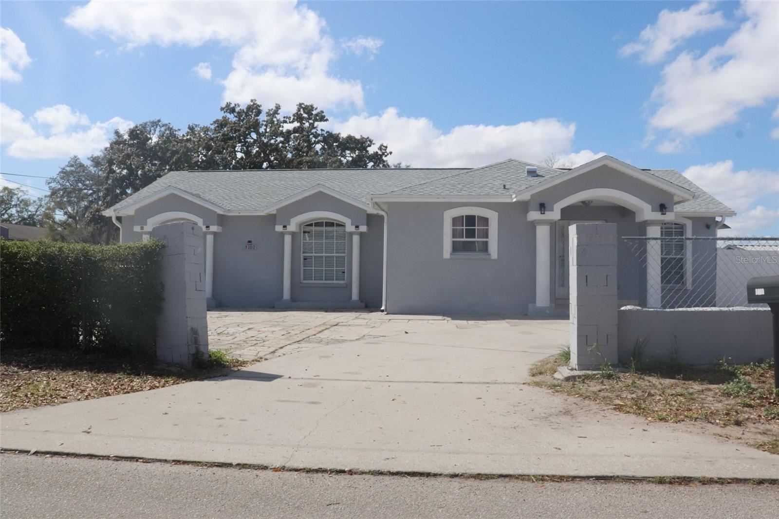 5102 N Macdill Ave Property Photo 1