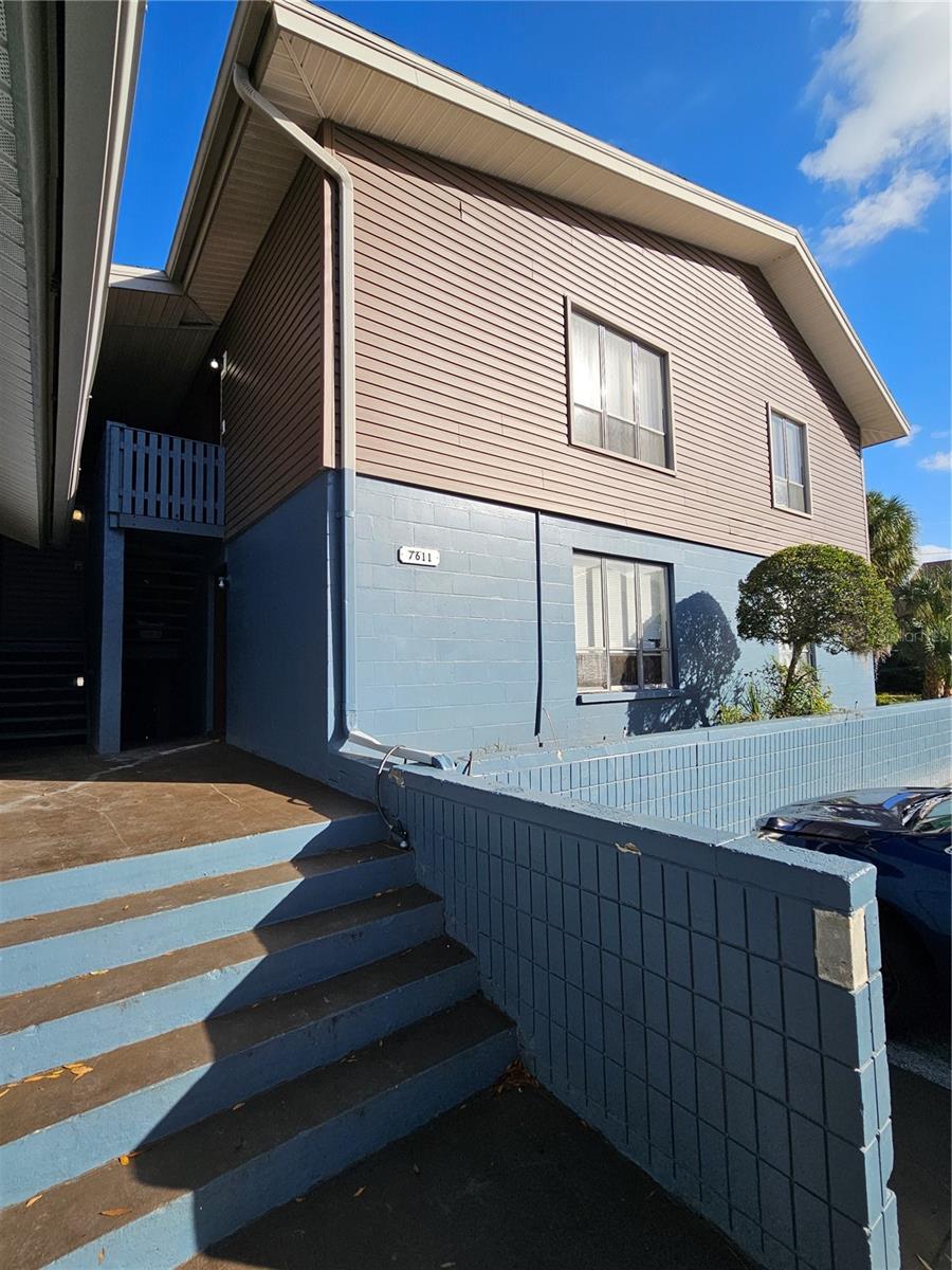 7611 Paula Dr #5 Property Photo 1