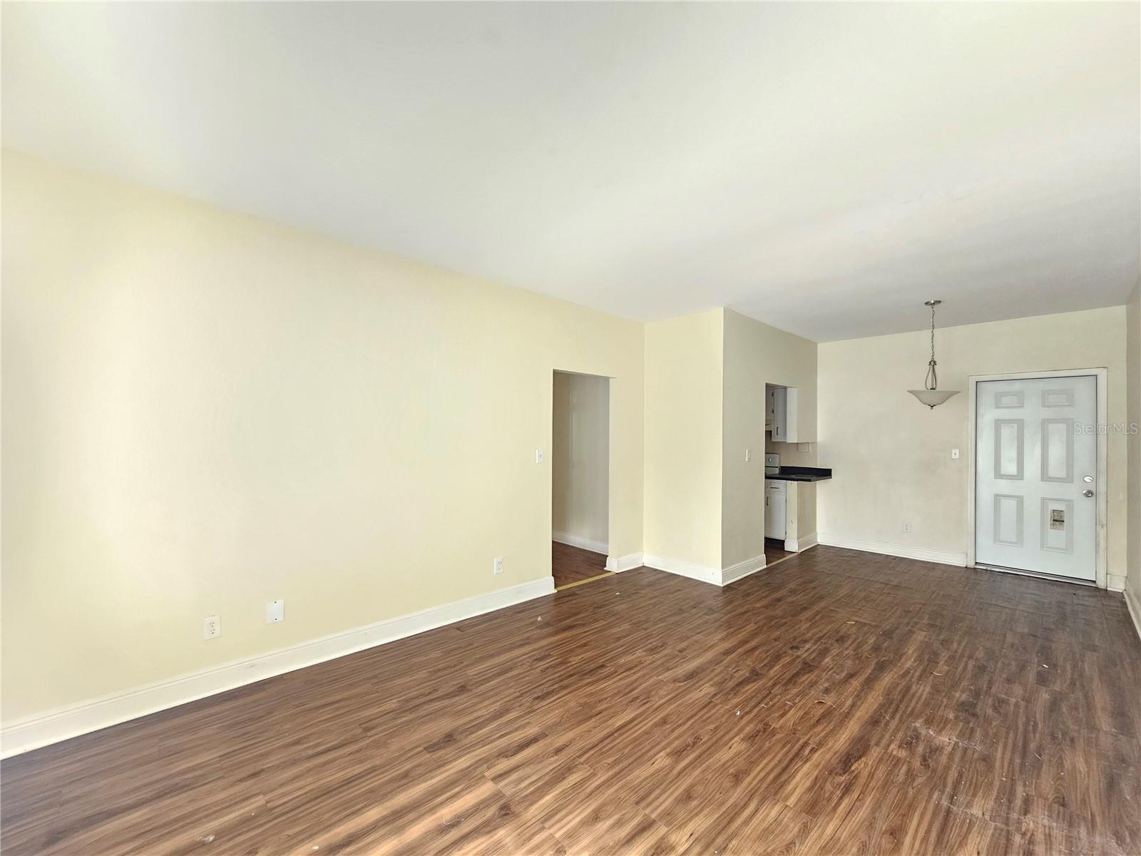 7611 Paula Dr #5 Property Photo 4