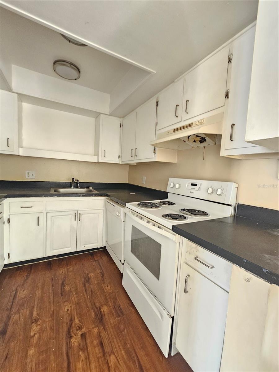 7611 Paula Dr #5 Property Photo 6