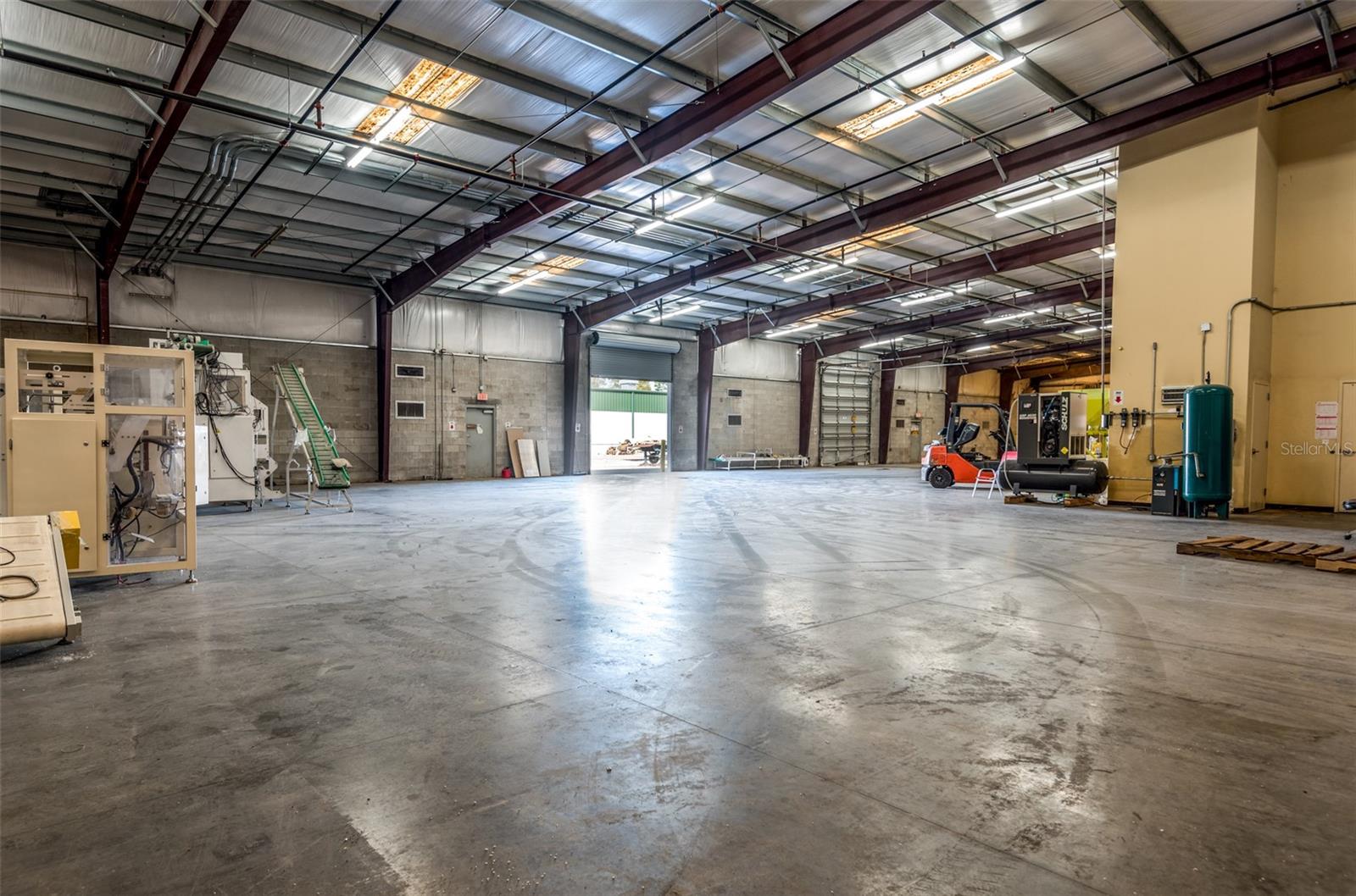 1770 Business Center Ln Property Photo 8