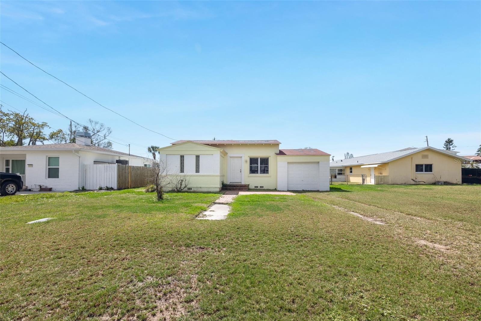 15822 Redington Dr Property Photo 10