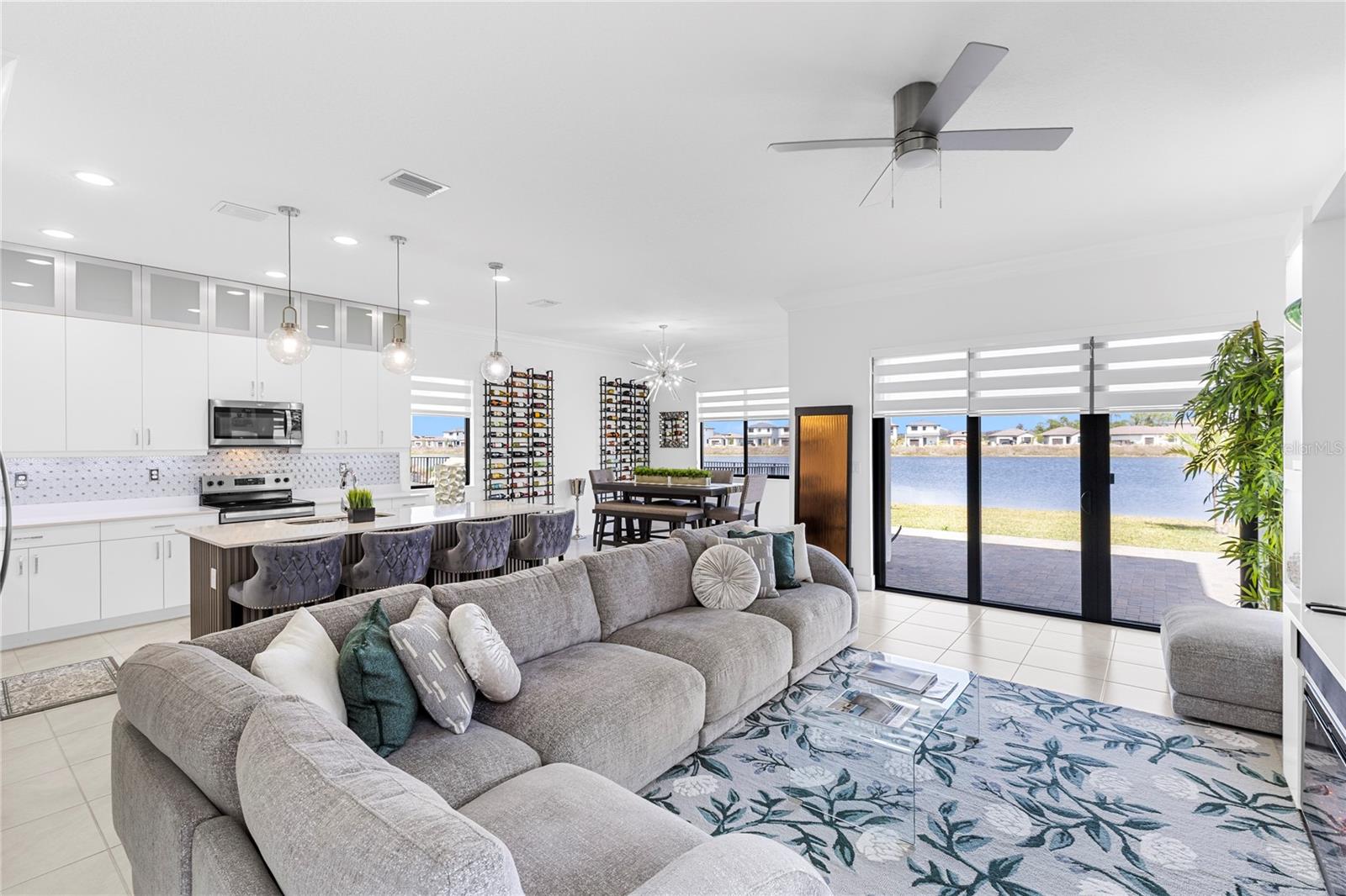 TB8482448 Property Photo 10