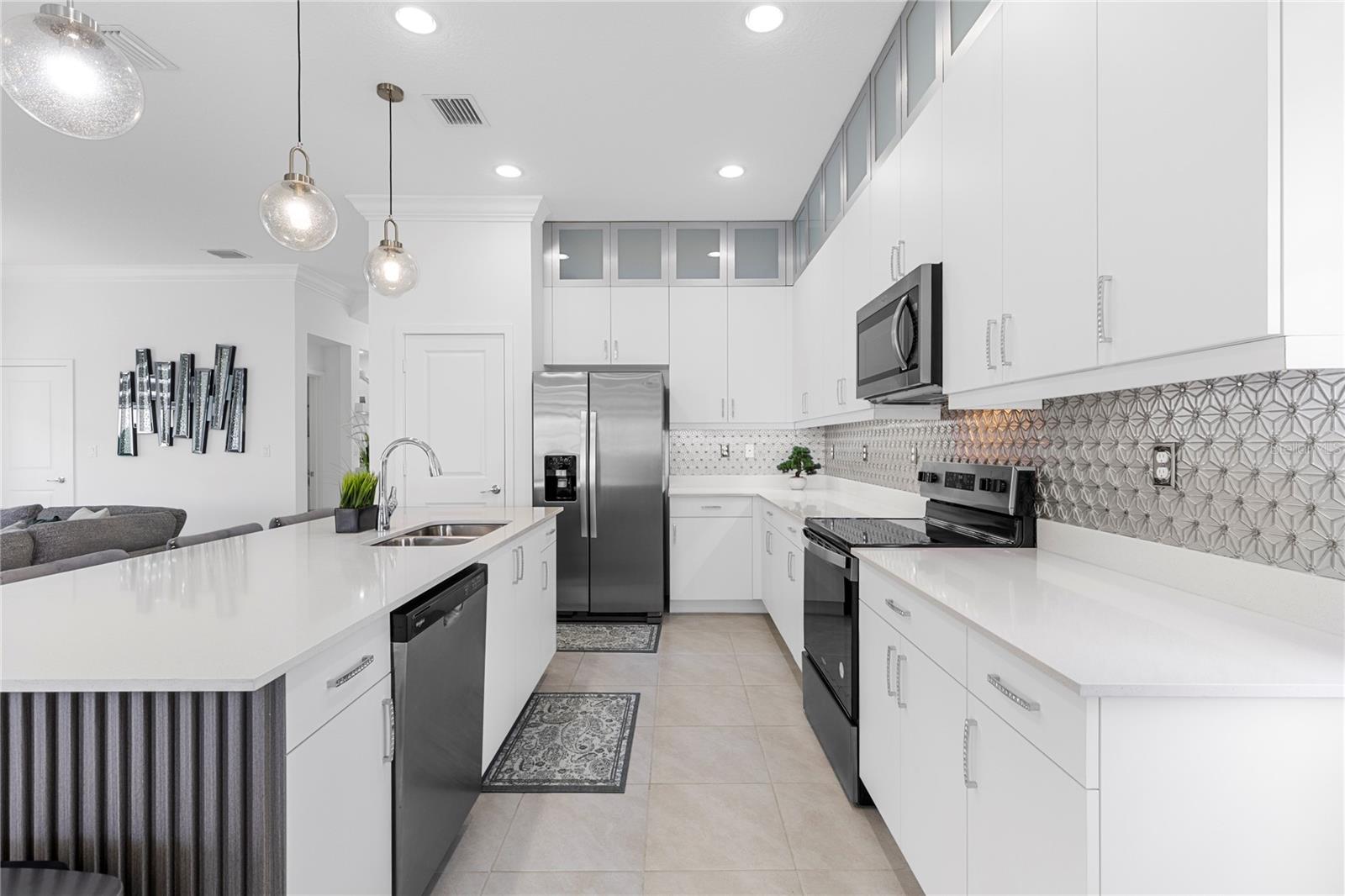 TB8482448 Property Photo 16