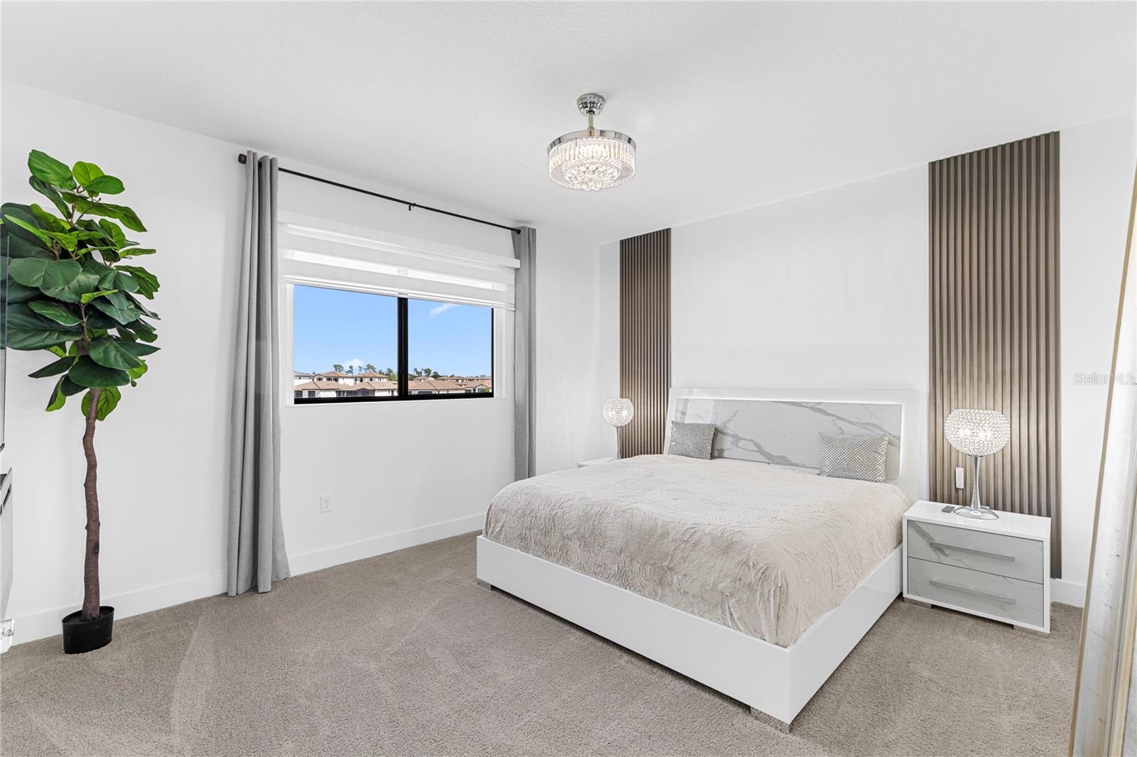 TB8482448 Property Photo 33