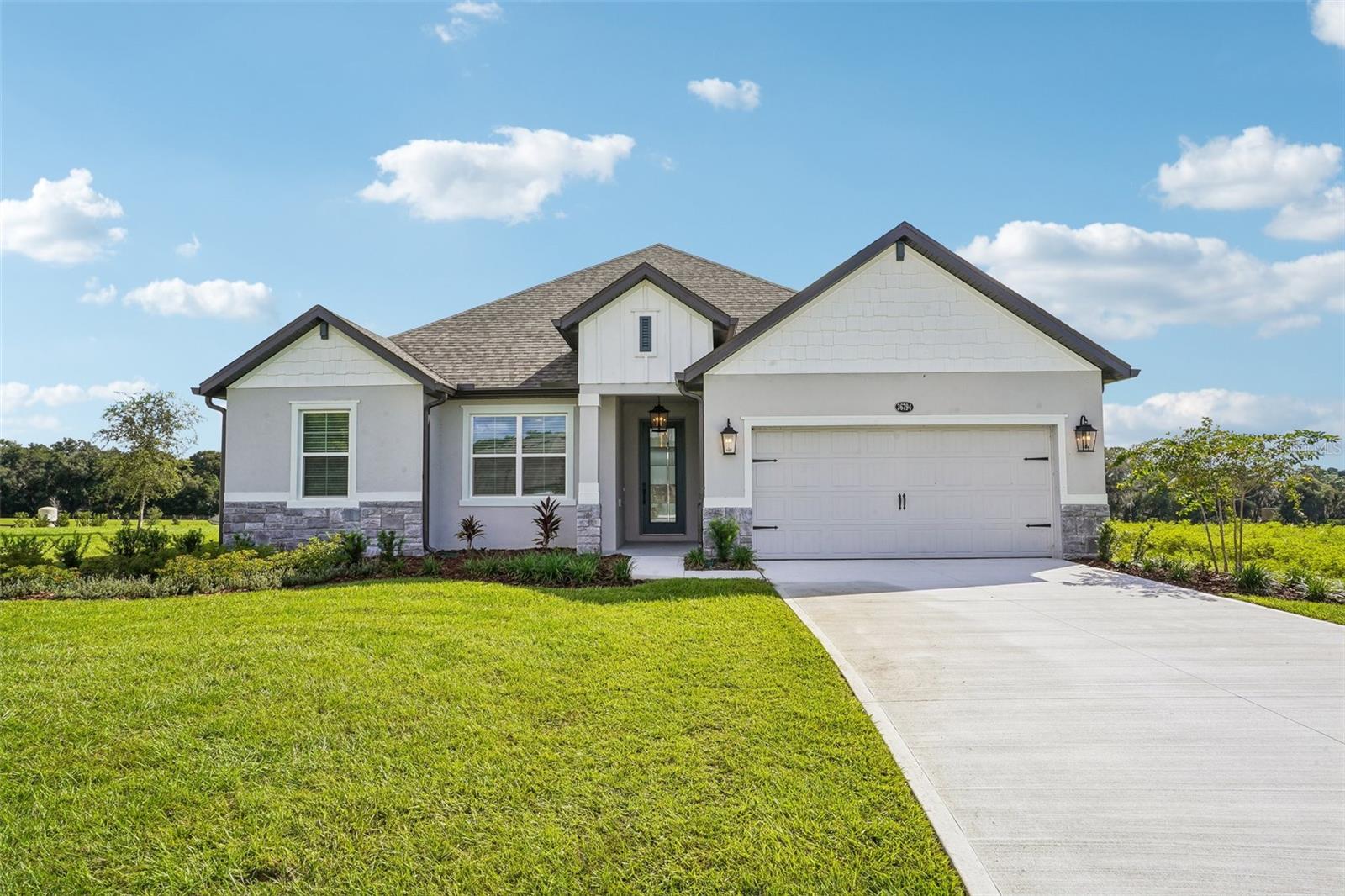 36794 Sundowner Trl Property Photo 1