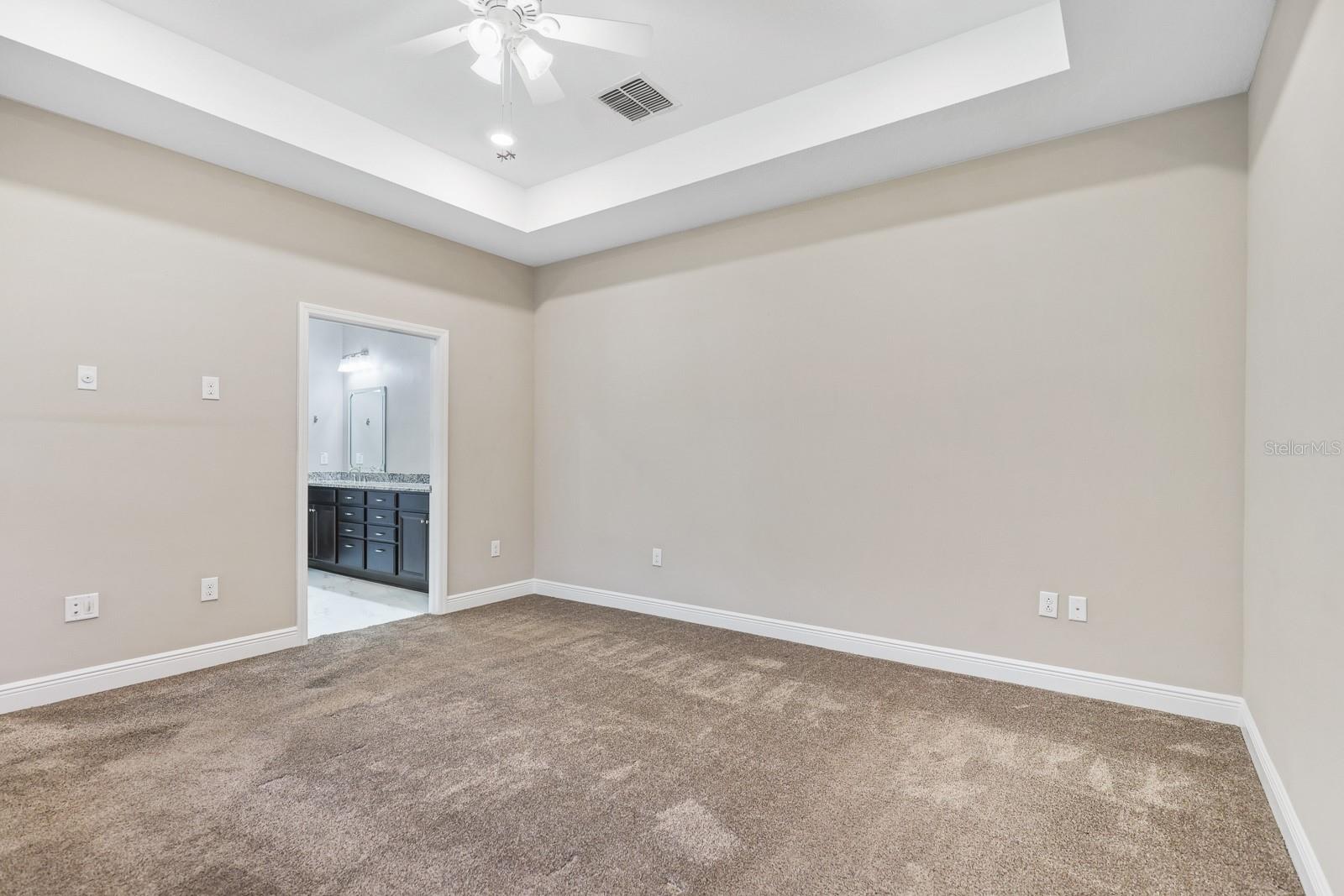 13892 Kingfisher Glen Dr Property Photo 17