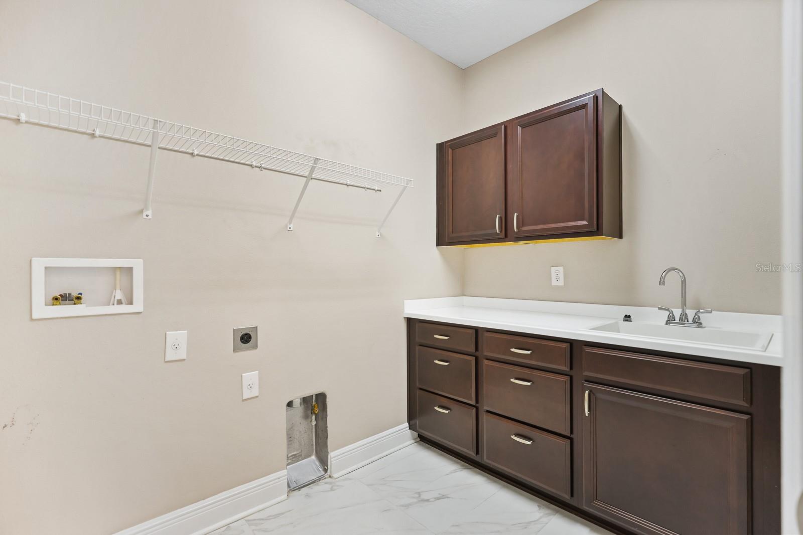 13892 Kingfisher Glen Dr Property Photo 28