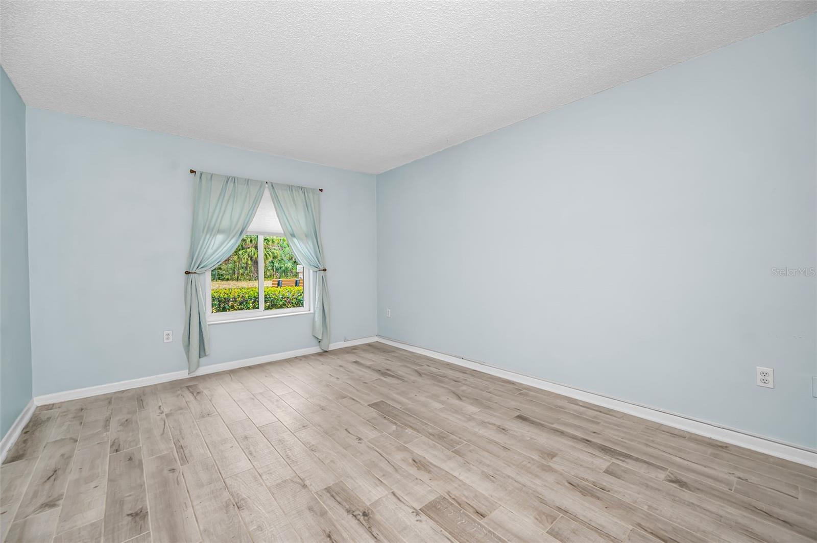 3232 Lake Pine Way E #c1 Property Photo 16