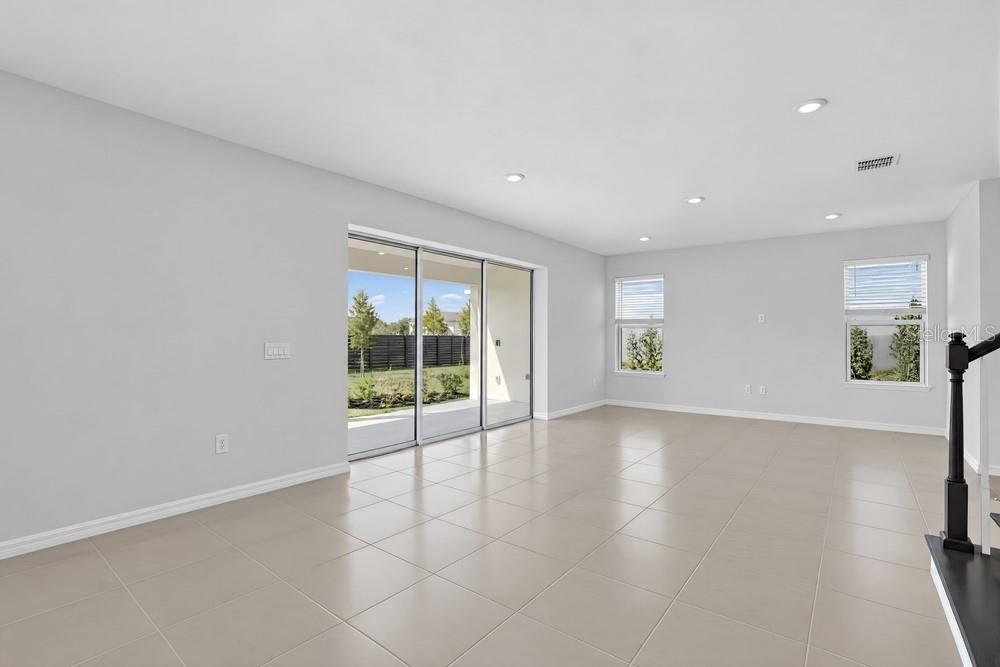 14258 Sawmill St Property Photo 3