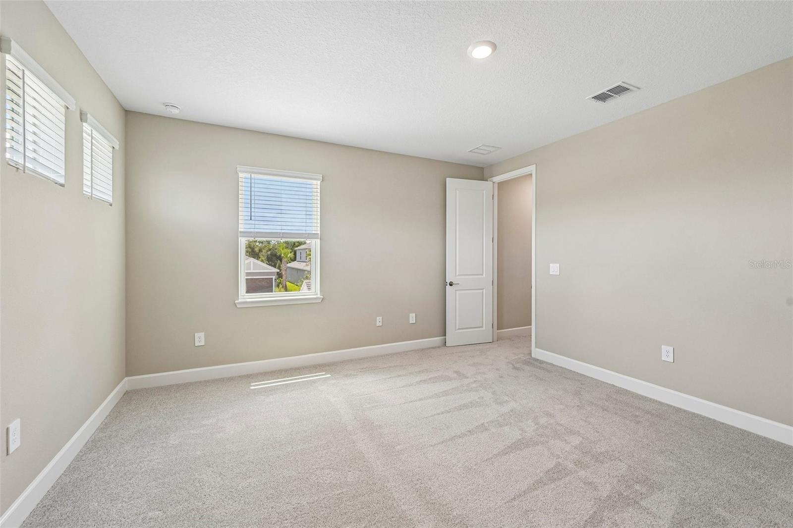 14223 Sawmill St Property Photo 20