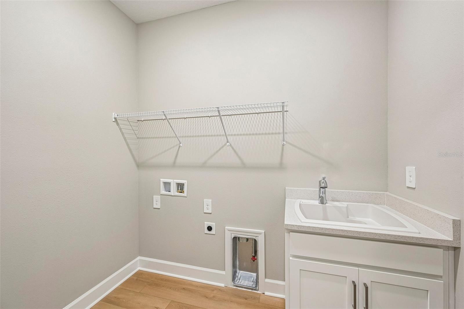 14223 Sawmill St Property Photo 34