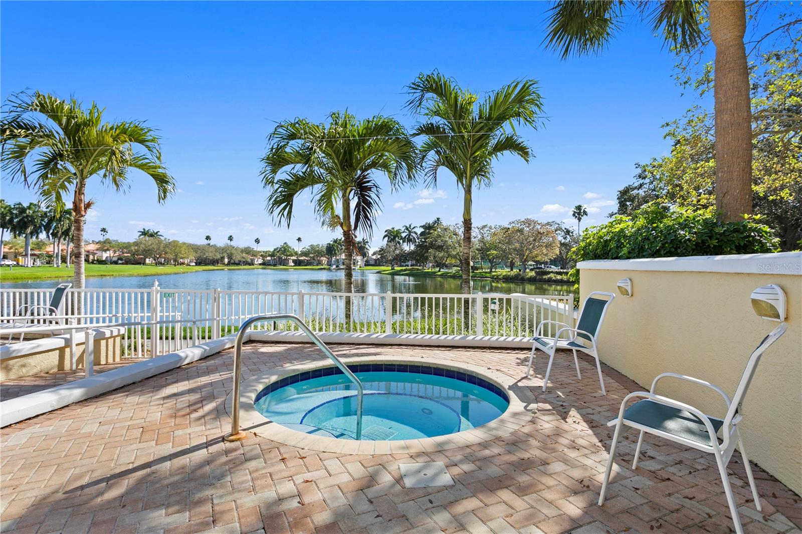 4717 Dolphin Cay Ln S #507 Property Photo 39