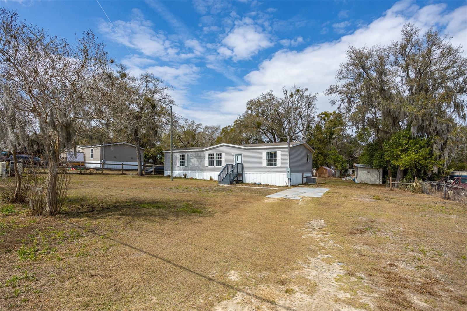 40545 Stewart Rd Property Photo 2
