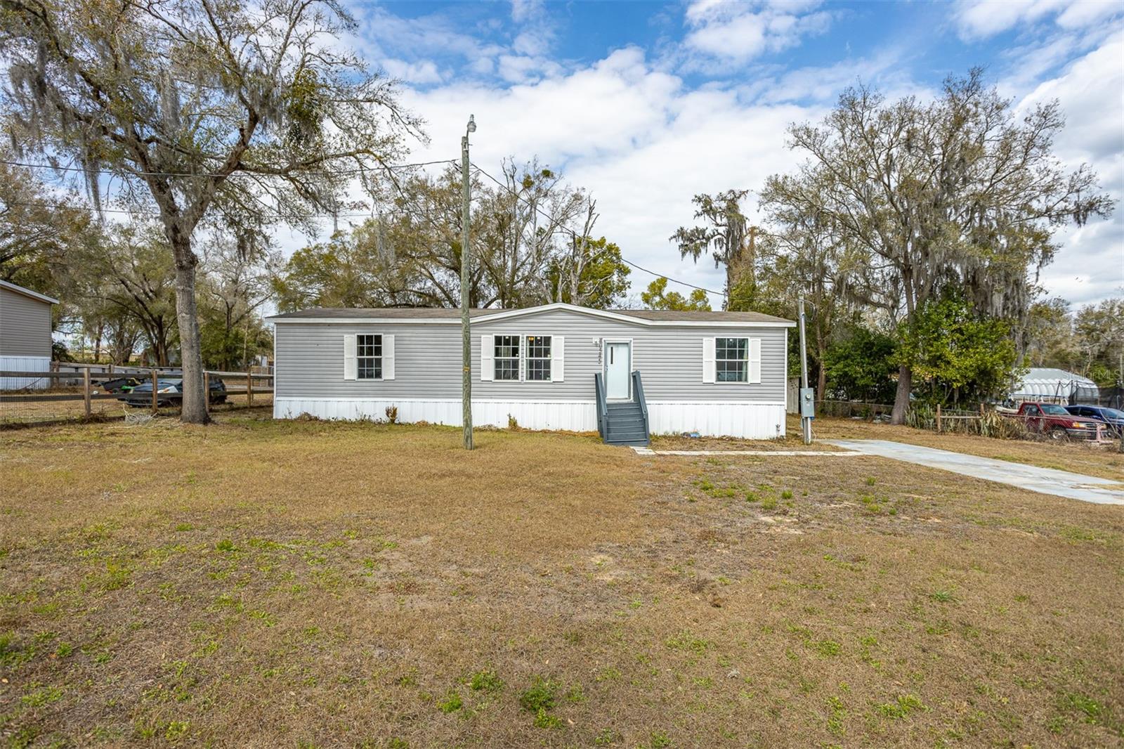 40545 Stewart Rd Property Photo 3