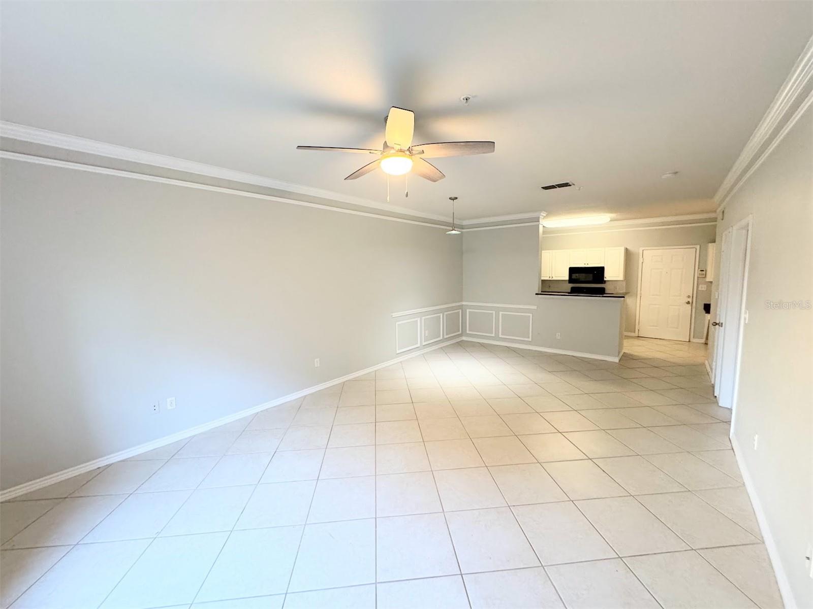 4305 Bayside Village Dr #104 Property Photo 6