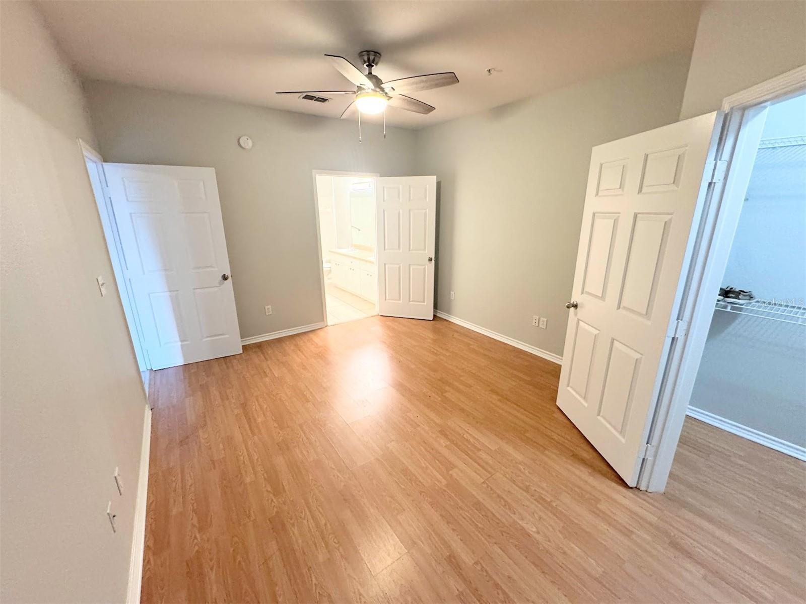 4305 Bayside Village Dr #104 Property Photo 10