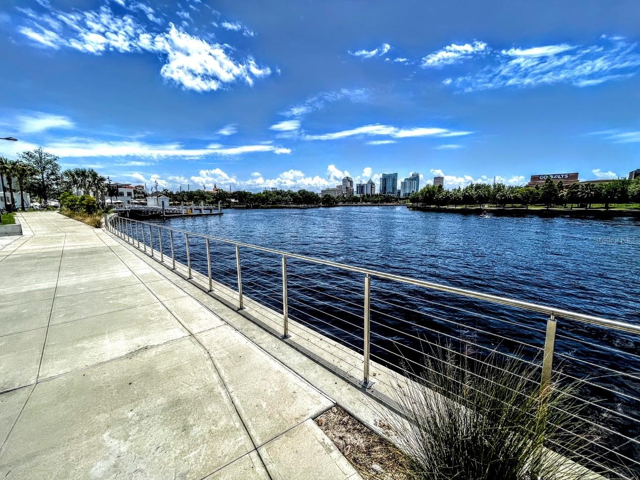 4305 Bayside Village Dr #104 Property Photo 44
