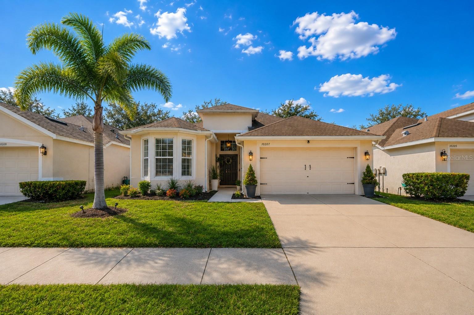 10207 Avelar Ridge Dr Property Photo 1