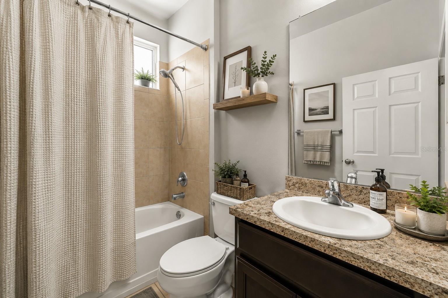 10207 Avelar Ridge Dr Property Photo 11